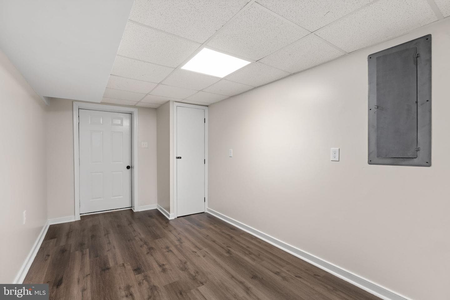 7805 Bronze Lane photo 46