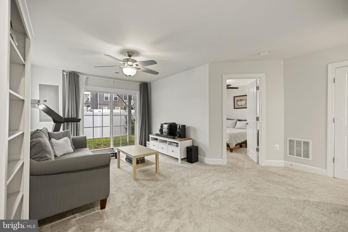 10561 Waterbury Woods Way photo 30