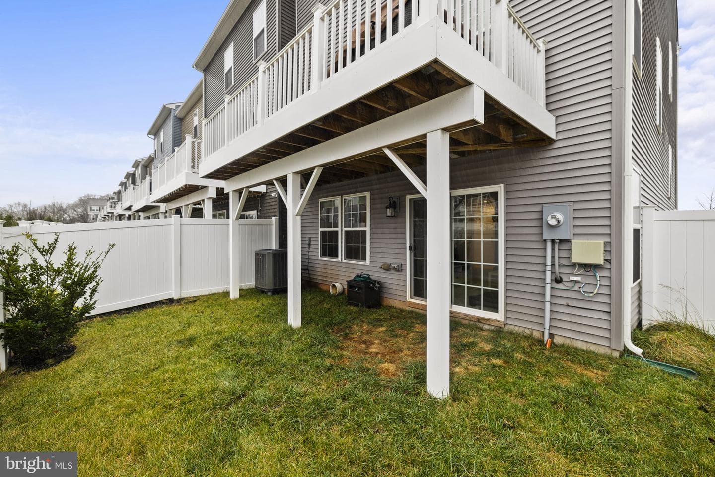 10561 Waterbury Woods Way photo 35