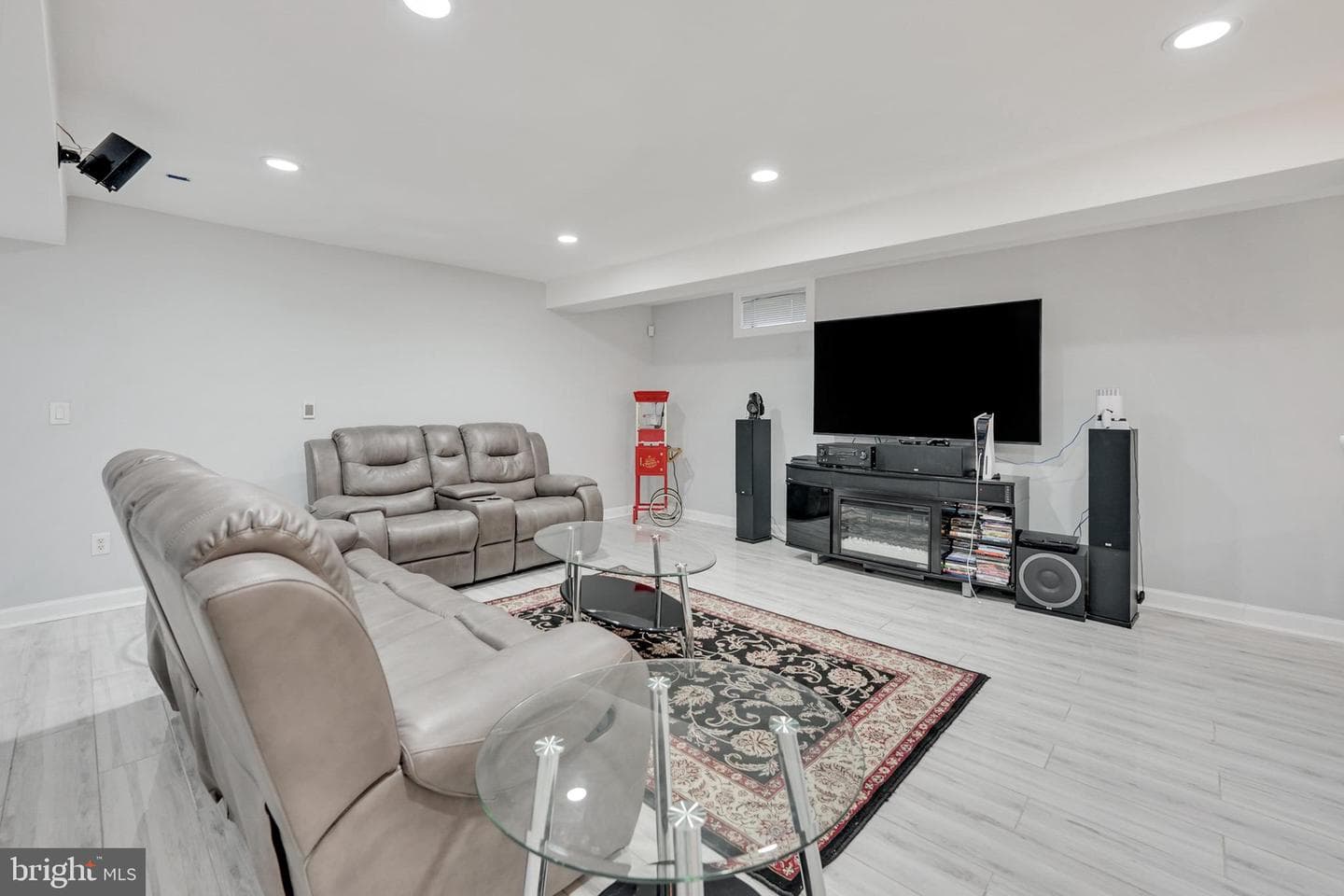 16025 Hayes Lane photo 50