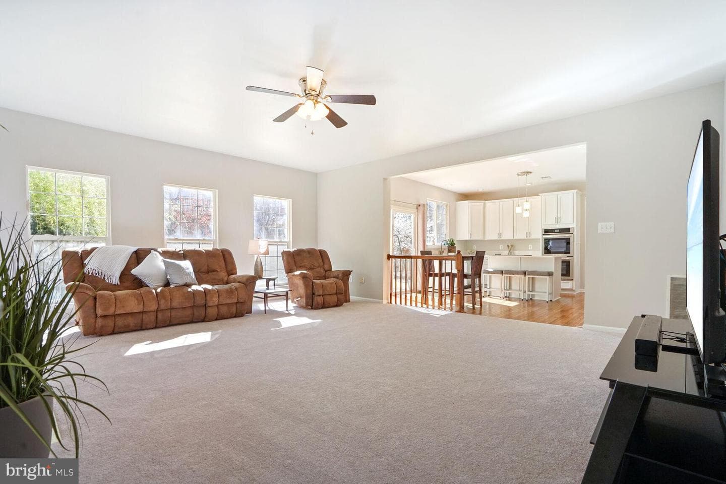 8633 Airwick Lane photo 23