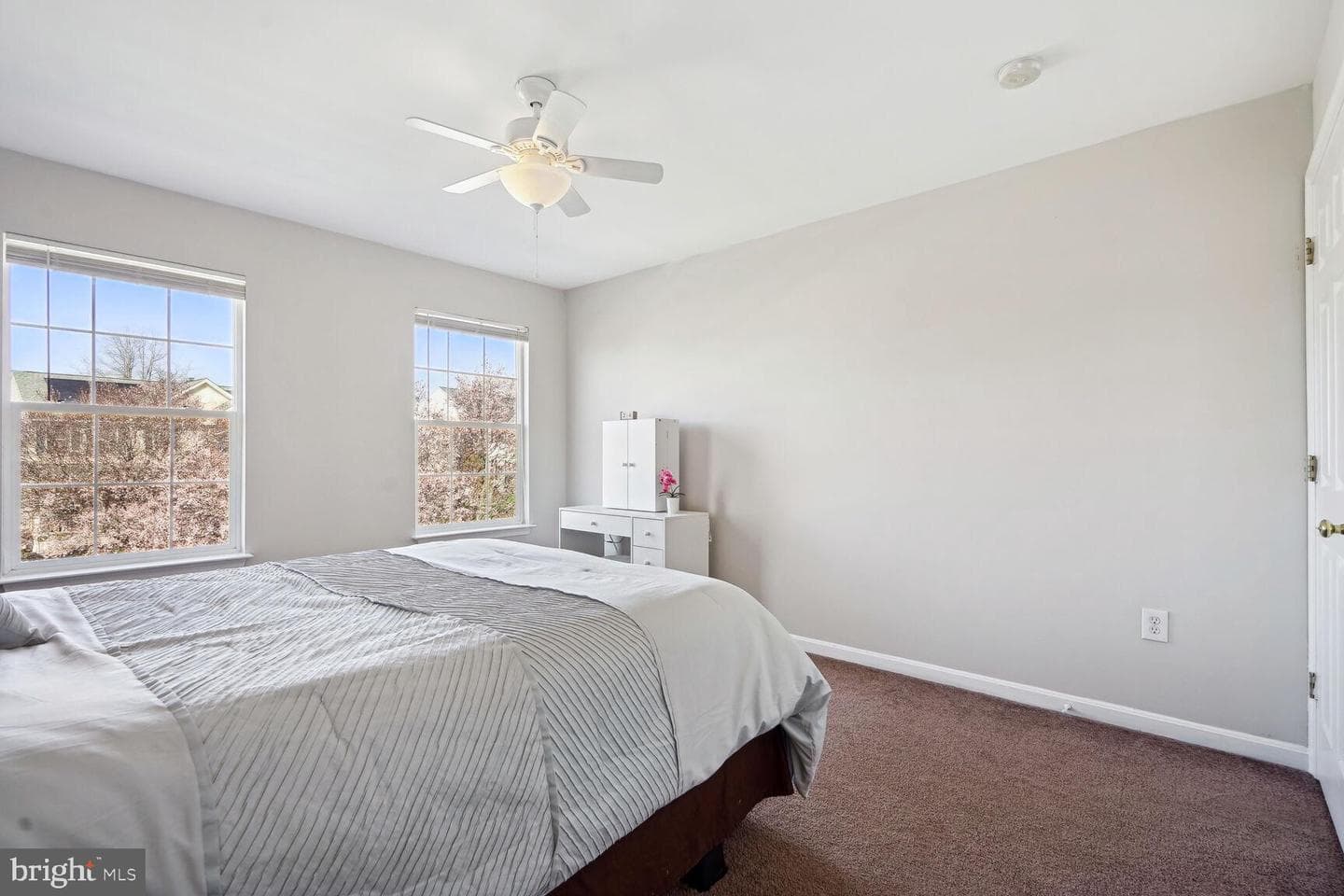 8633 Airwick Lane photo 39