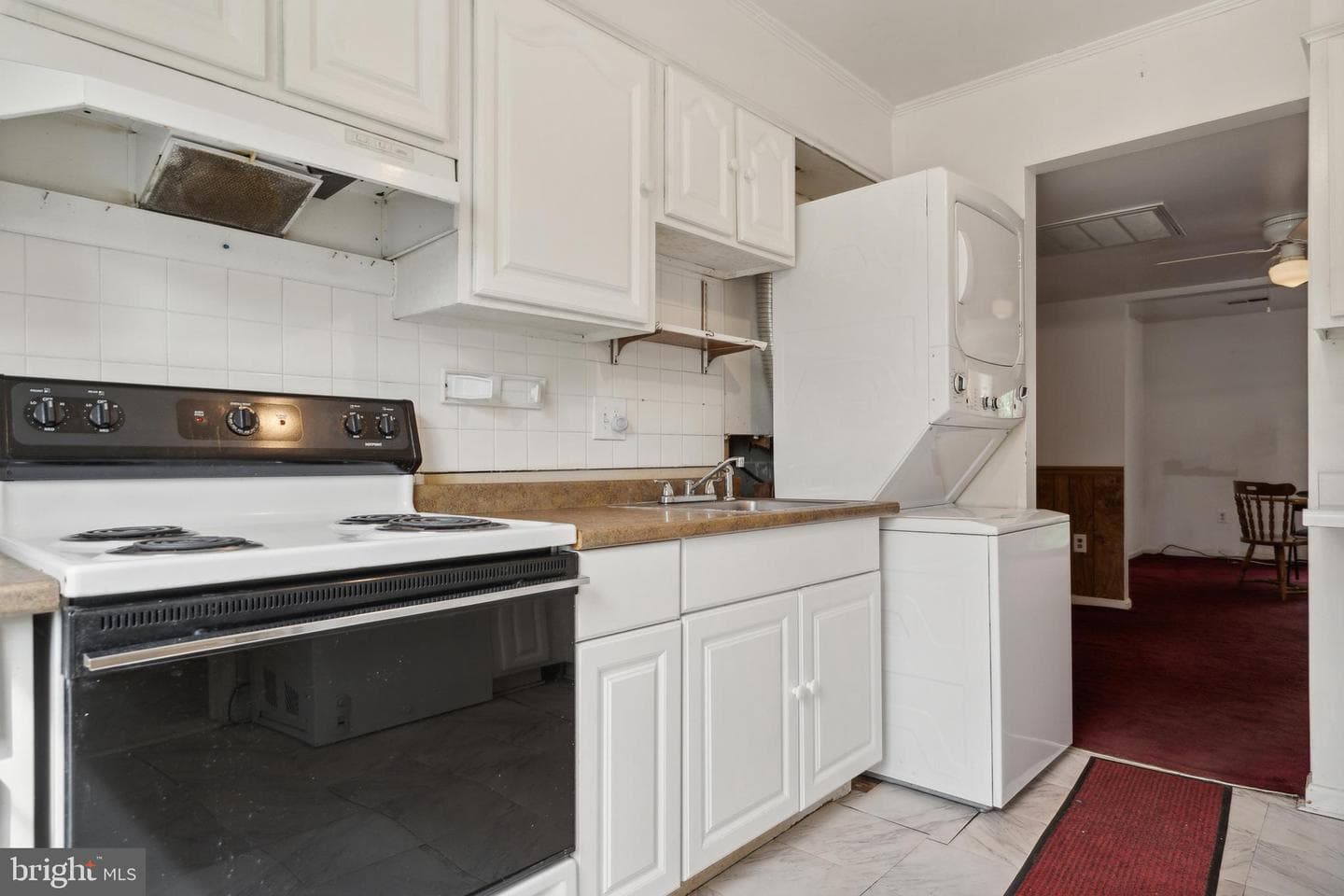 7633 Somerset Lane photo 11