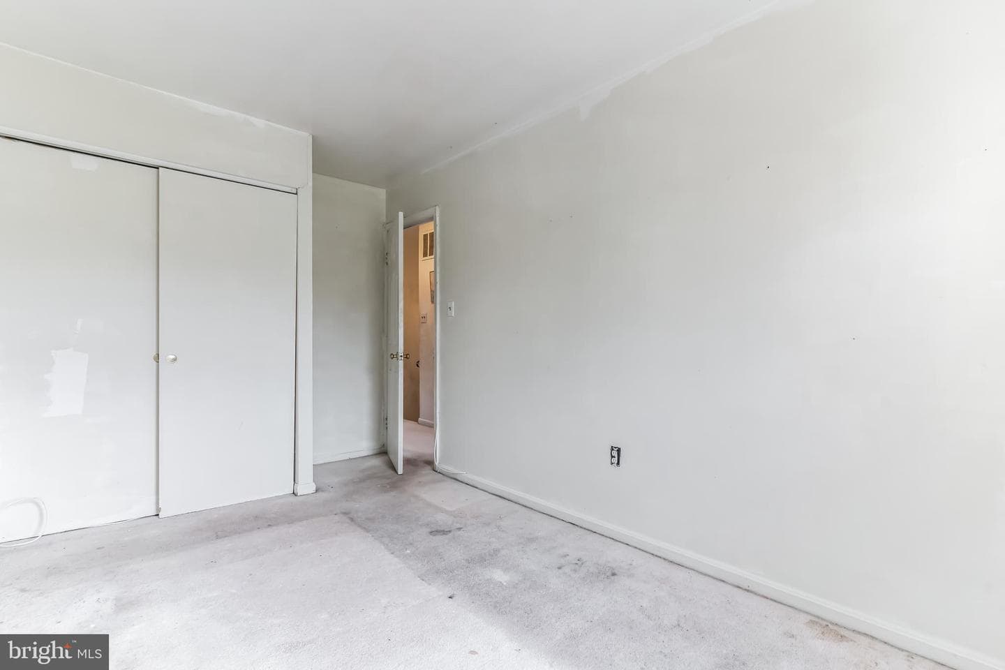 7633 Somerset Lane photo 30