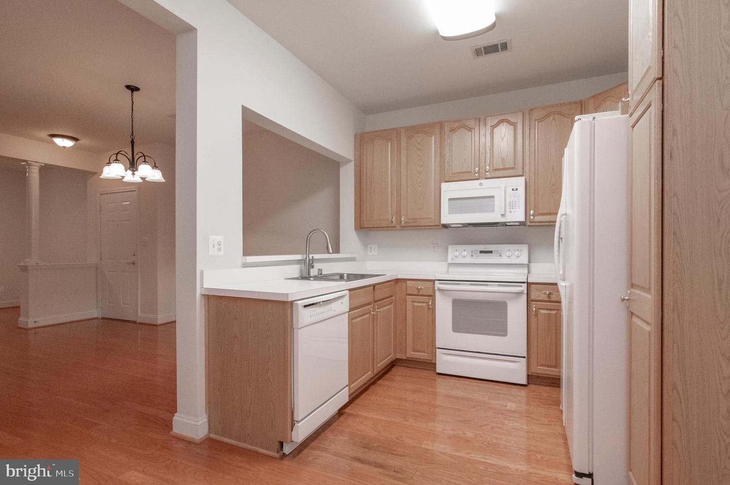 13890 Chelmsford Dr #108 photo 3