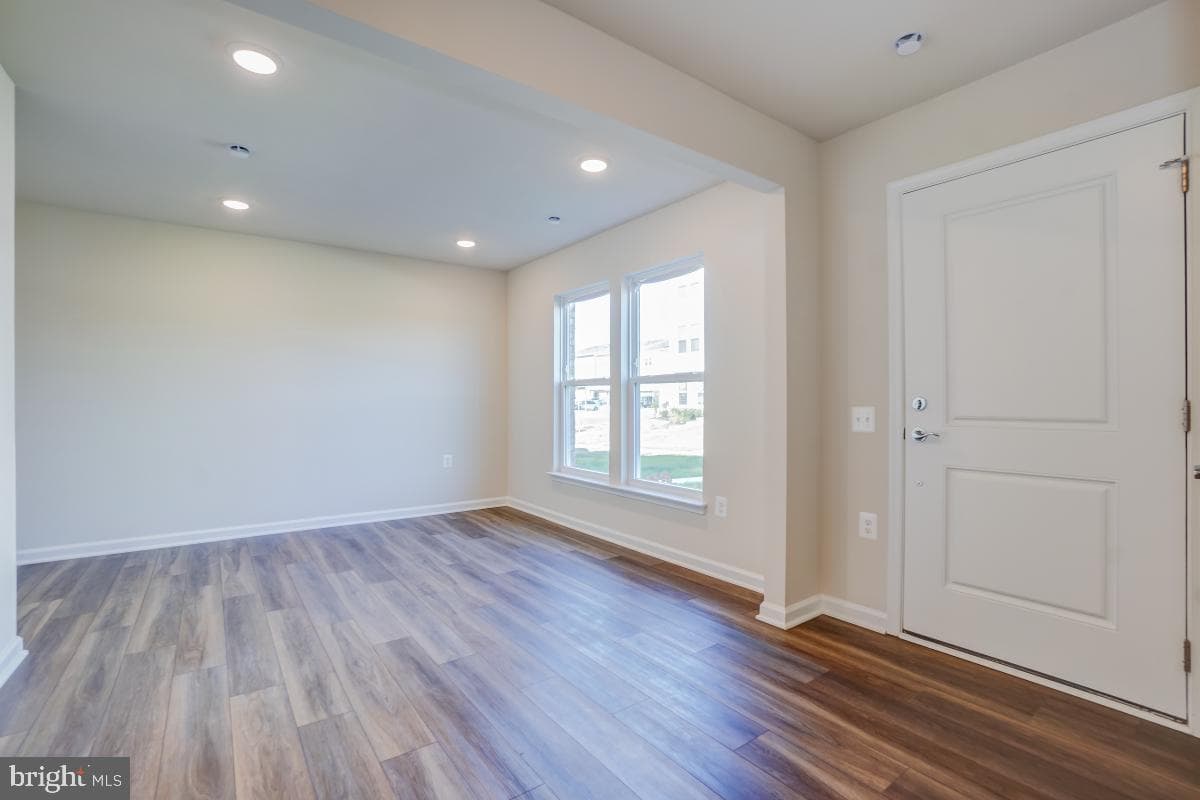 15057 Jaxton Square Lane photo 6