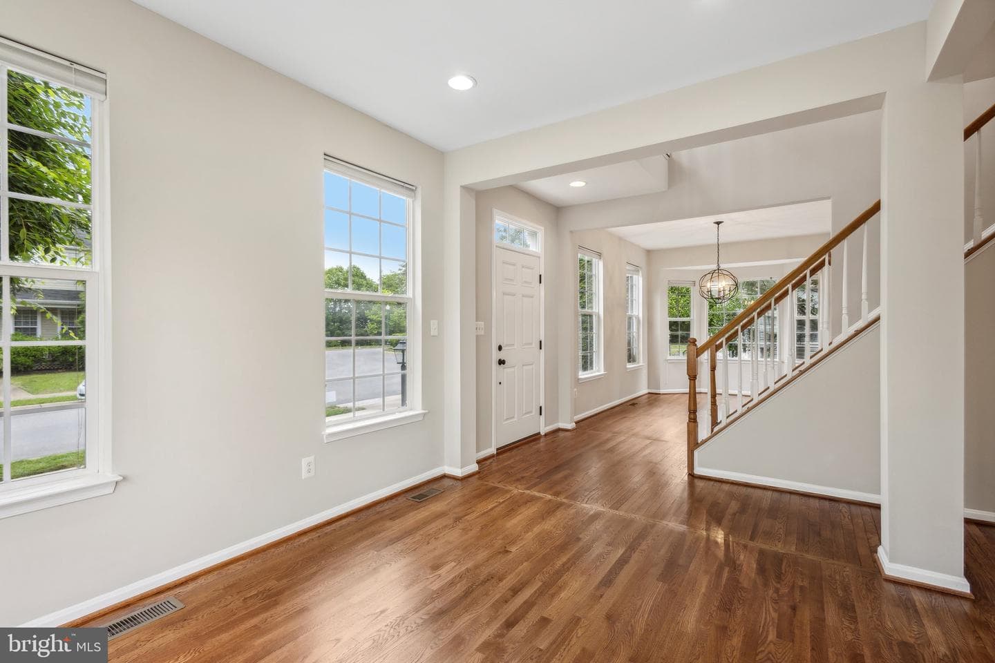9508 Dunblane Court photo 4