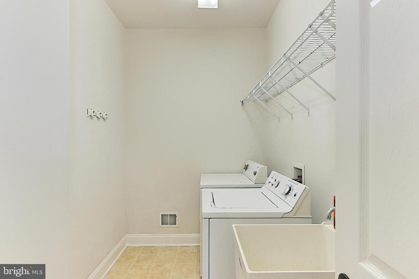 5282 Jacobs Creek Place photo 29