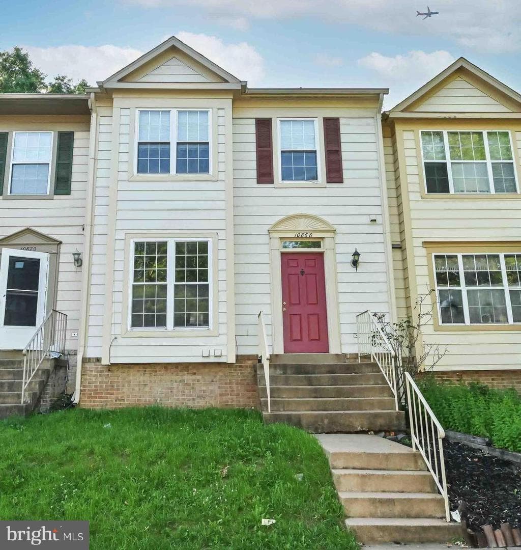 10868 Stone Hill Lane photo 2