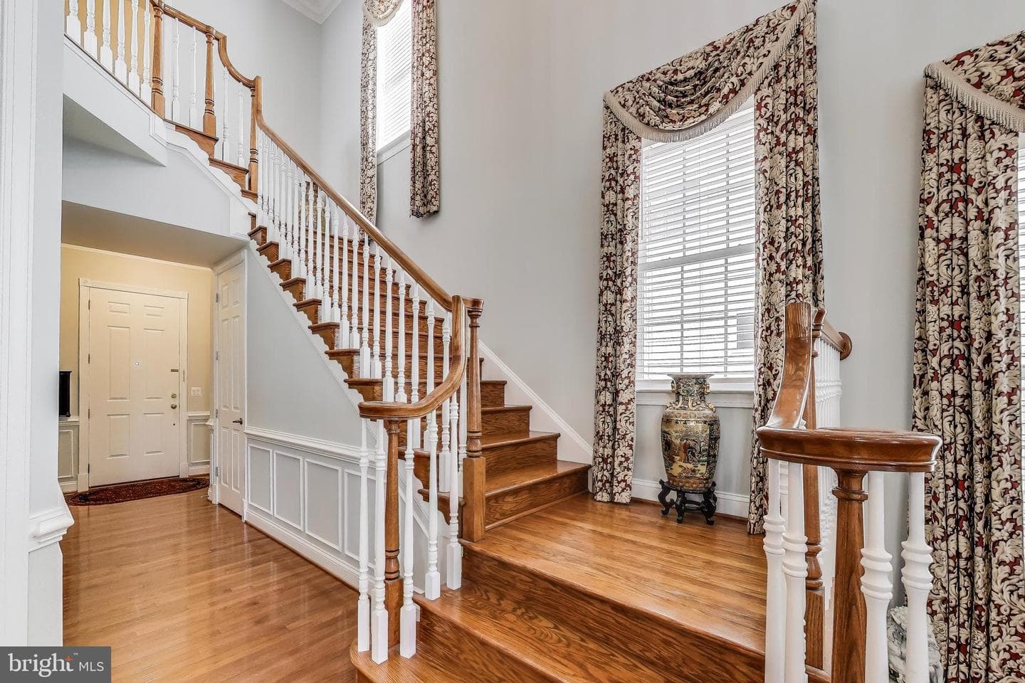 16180 Radburn Street photo 4
