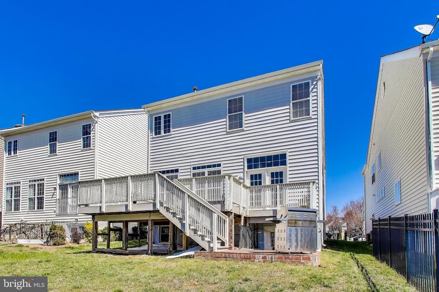 16180 Radburn Street photo 48