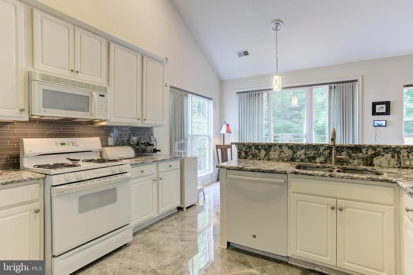 12380 Grantley Court photo 17