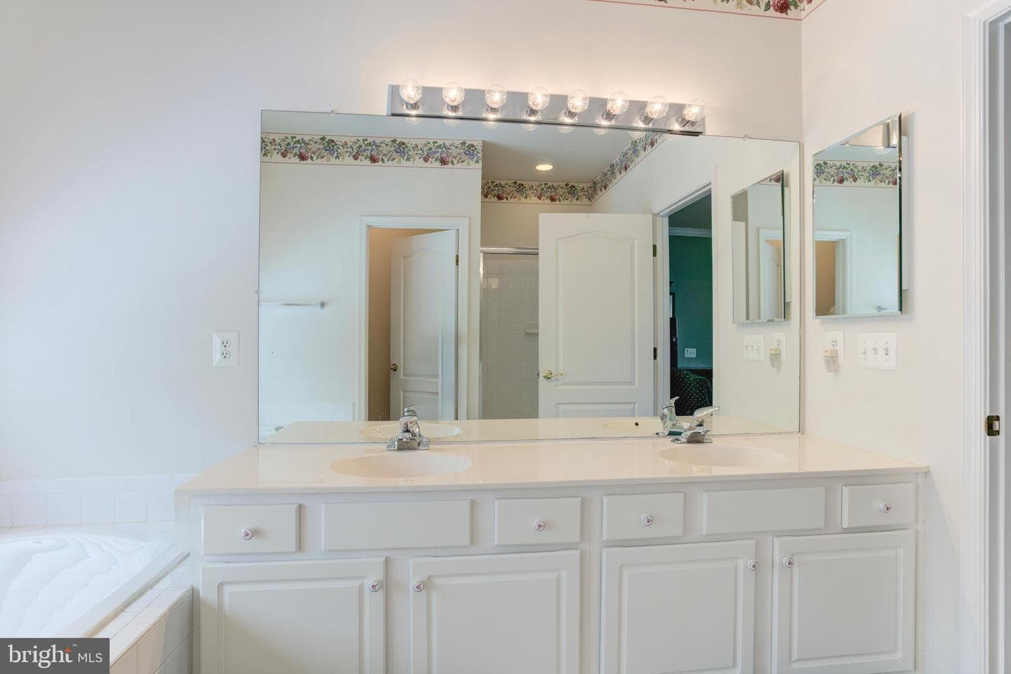 12380 Grantley Court photo 25