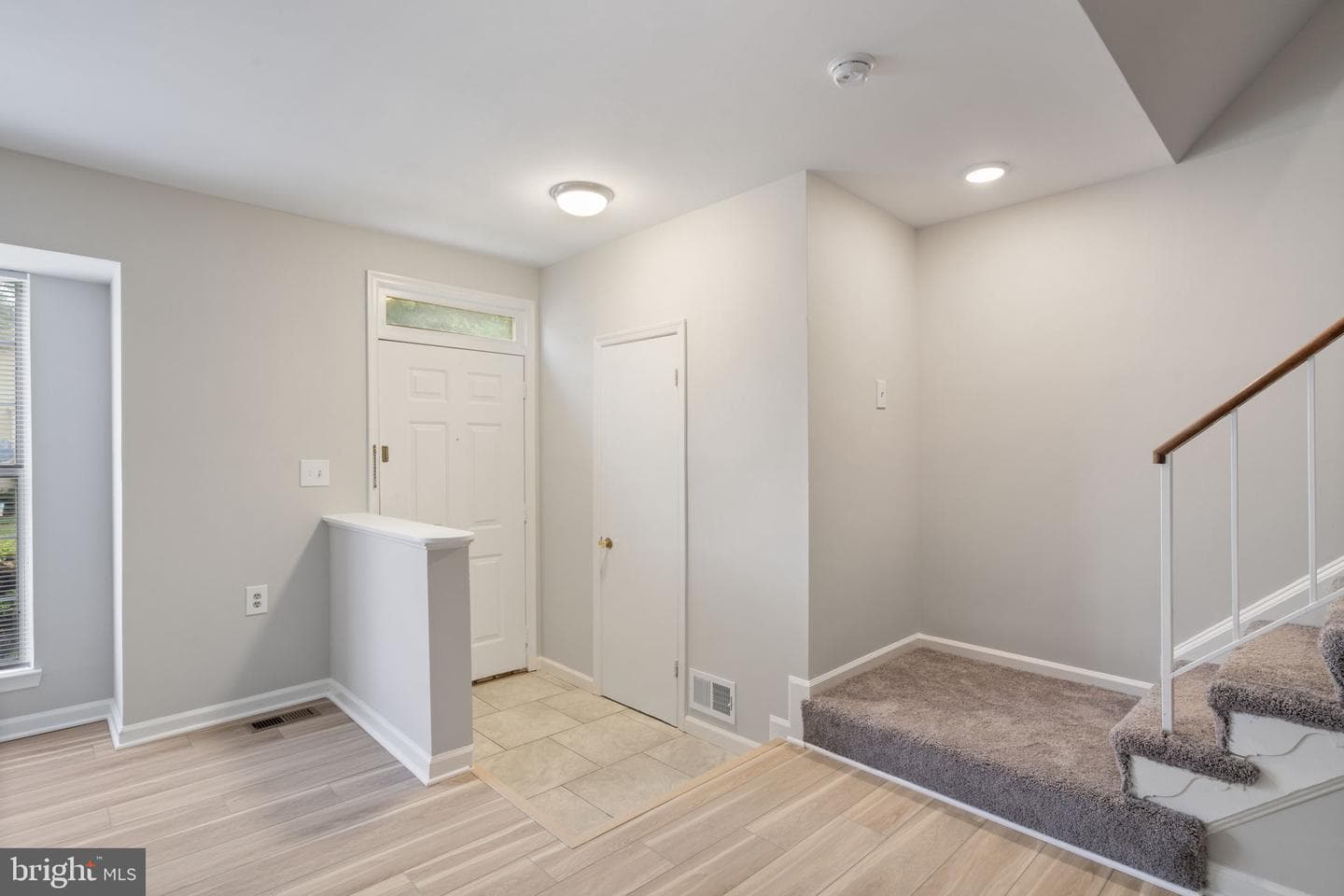 4985 Lambsgate Lane photo 9