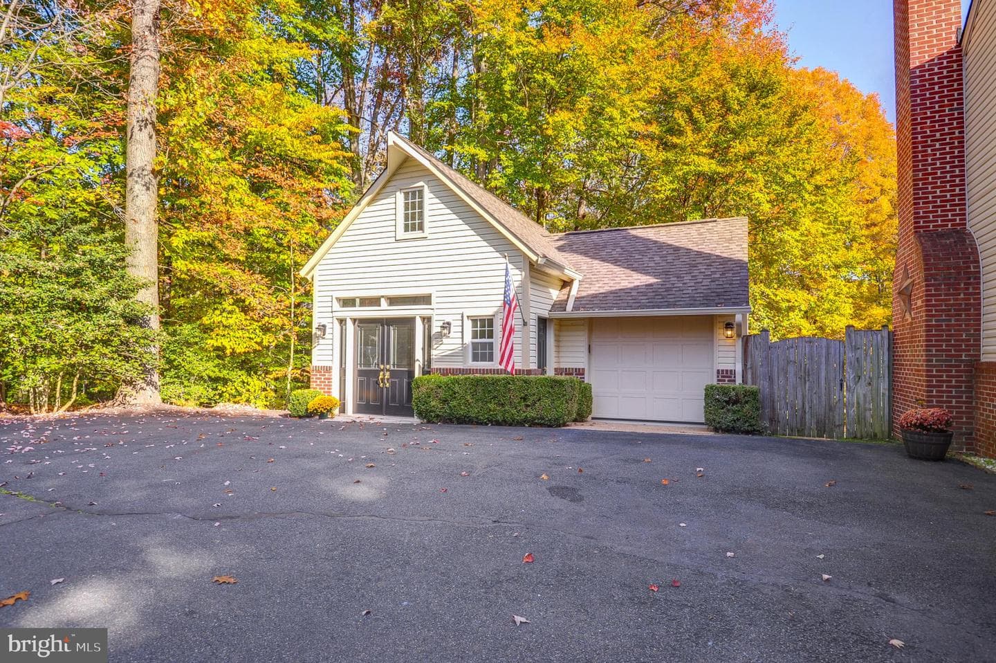 10331 Bear Creek Drive photo 2