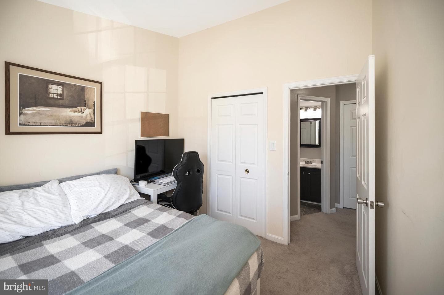14487 Whisperwood Court photo 32