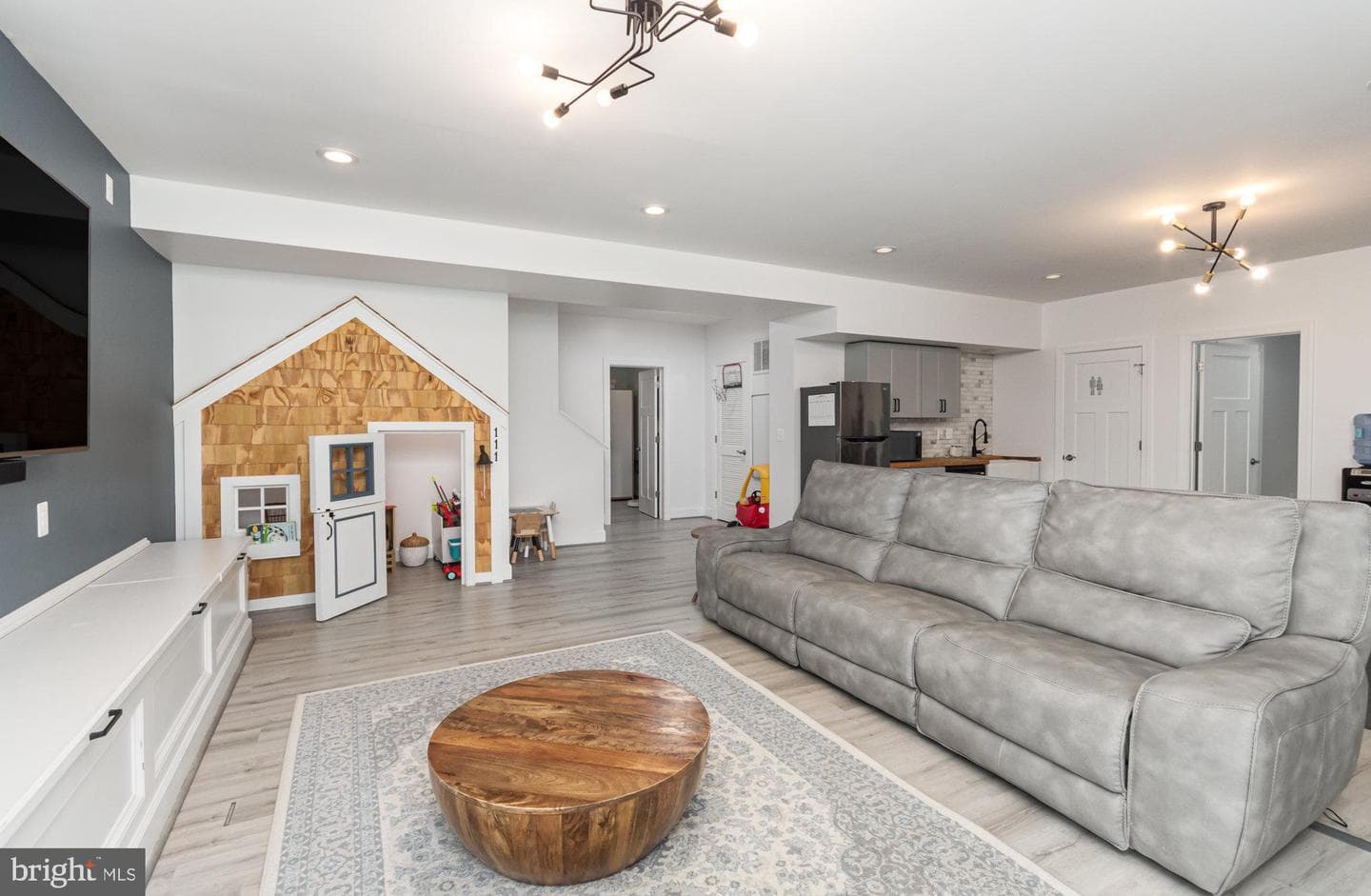 15453 Papillon Place photo 27