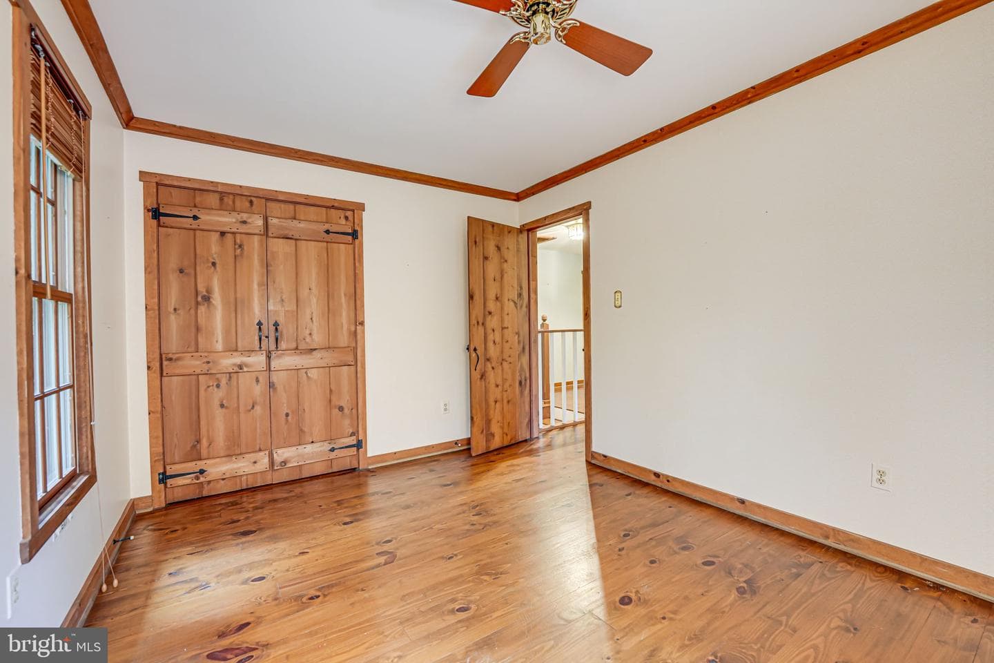 12042 Kahns Road photo 37
