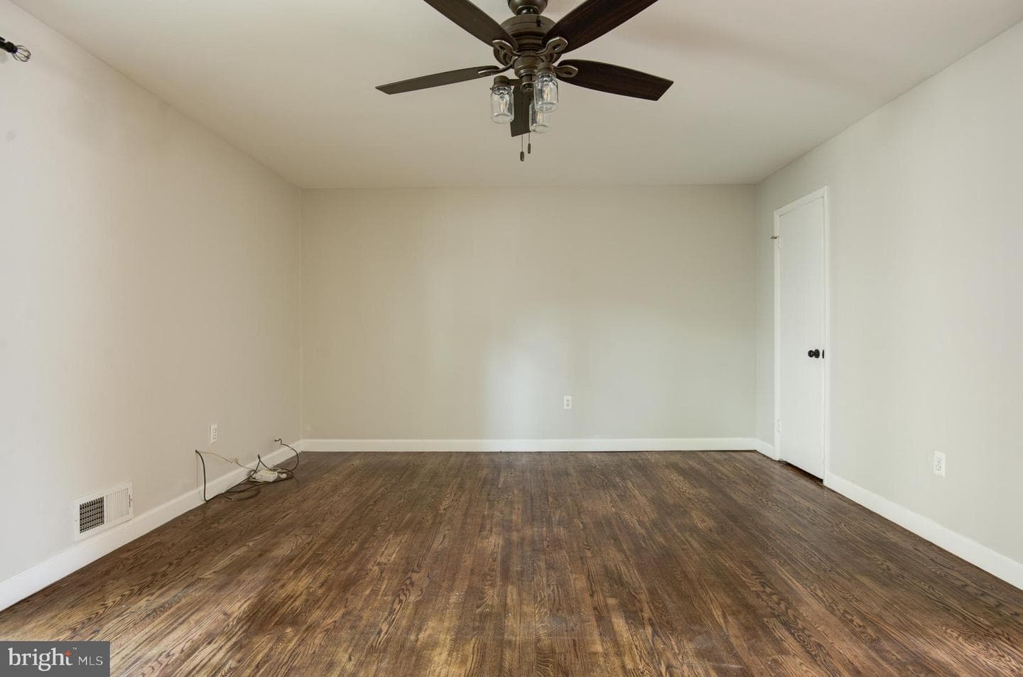 14375 Berkshire Drive photo 7