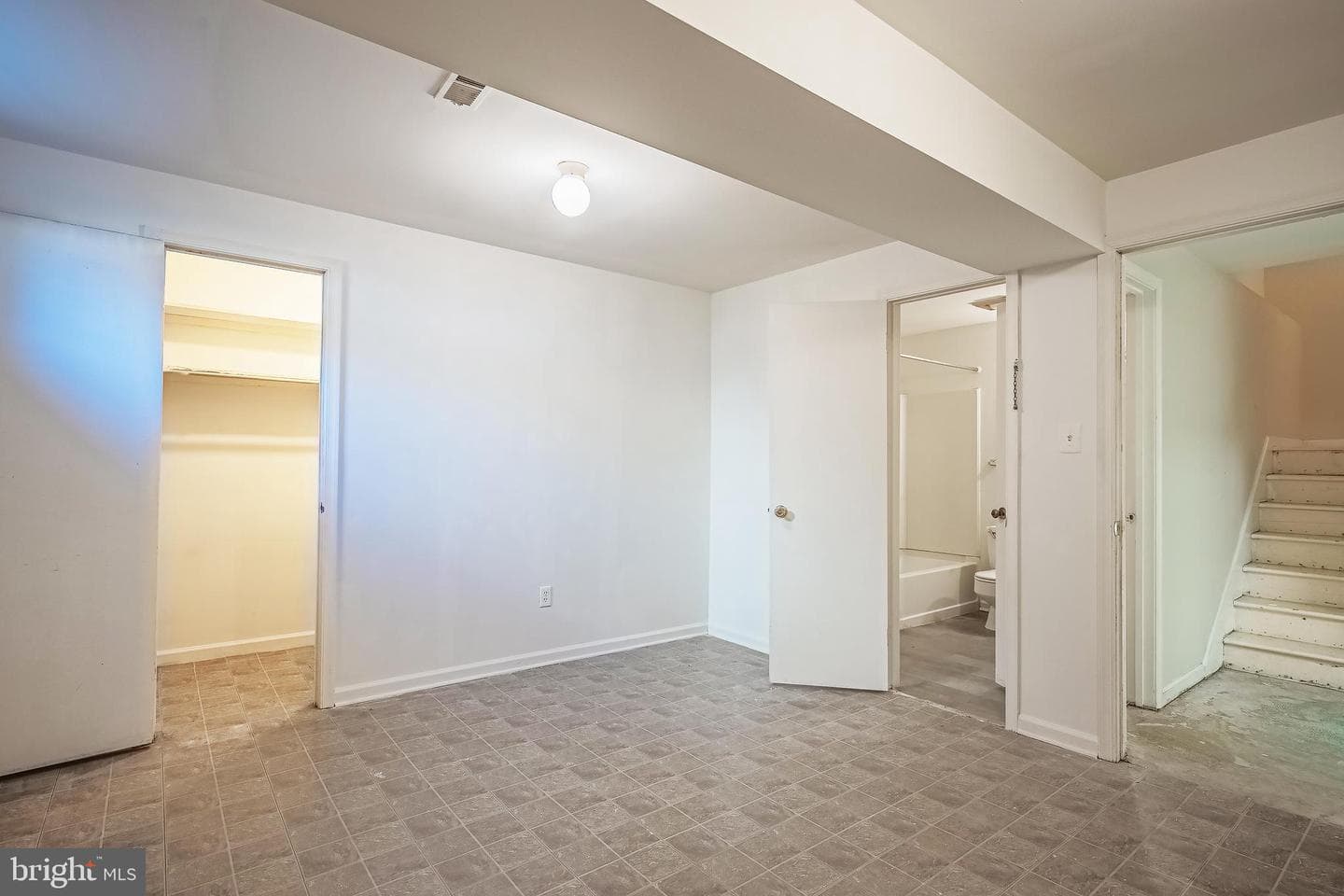 14652 Pratt Street photo 45