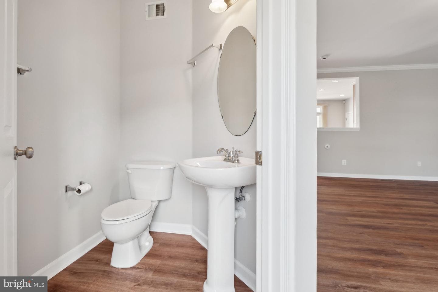 2102 Abbottsbury Way photo 15