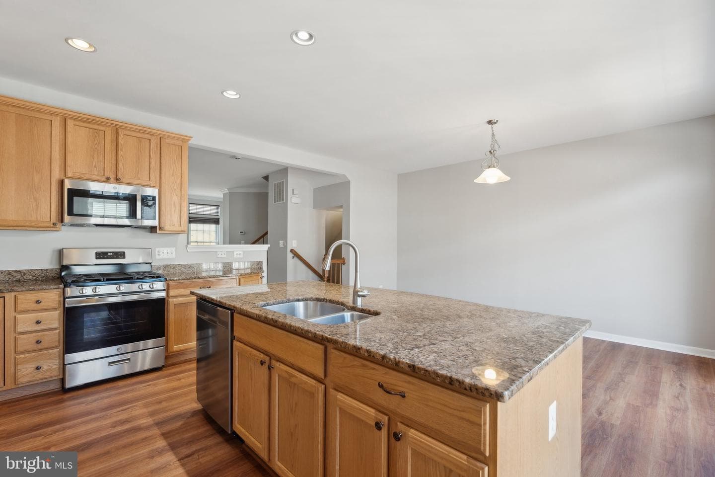 2102 Abbottsbury Way photo 53