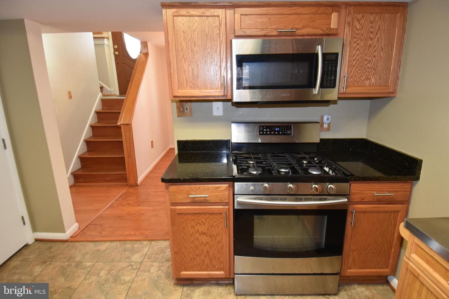 14223 Bismark Avenue photo 27