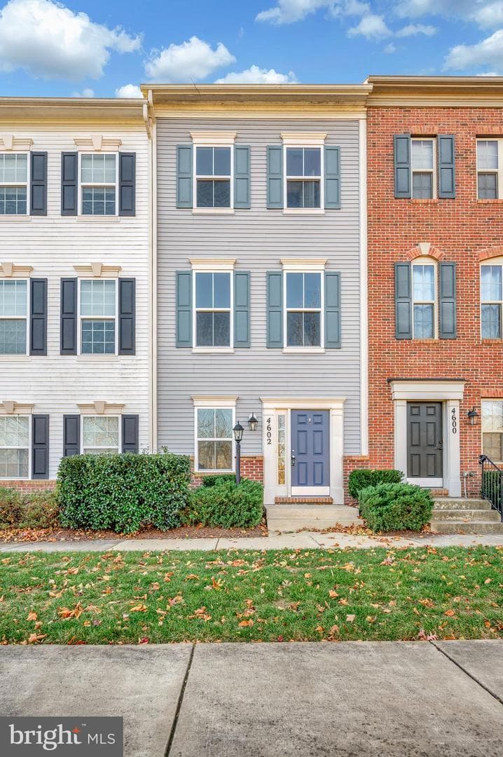 4602 Potomac Highlands Circle photo 3
