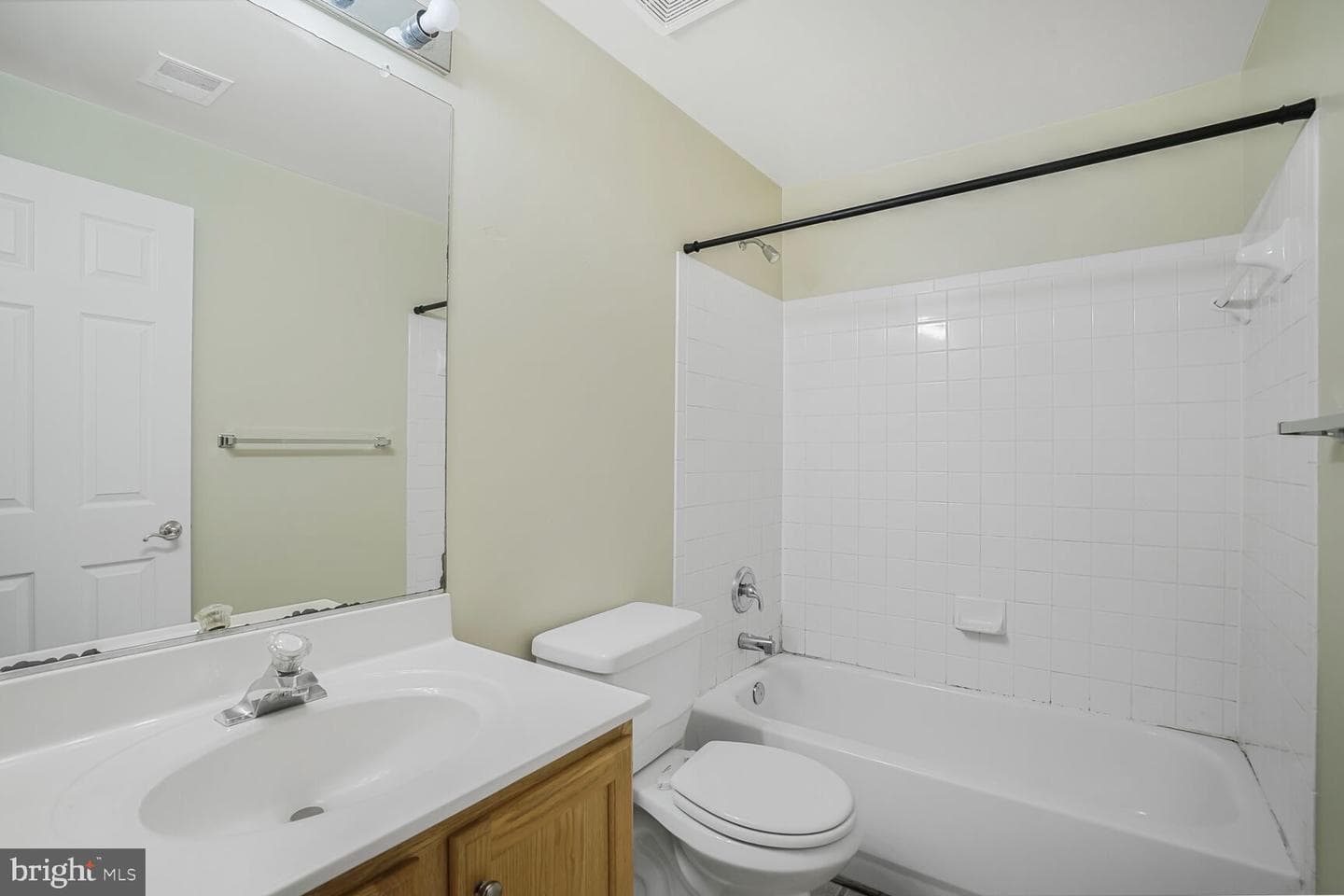 4445 Torrence Place photo 18