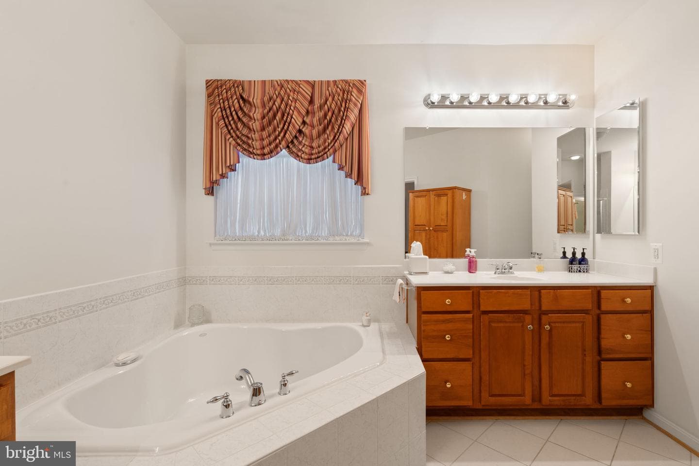 3777 Russett Maple Court photo 15