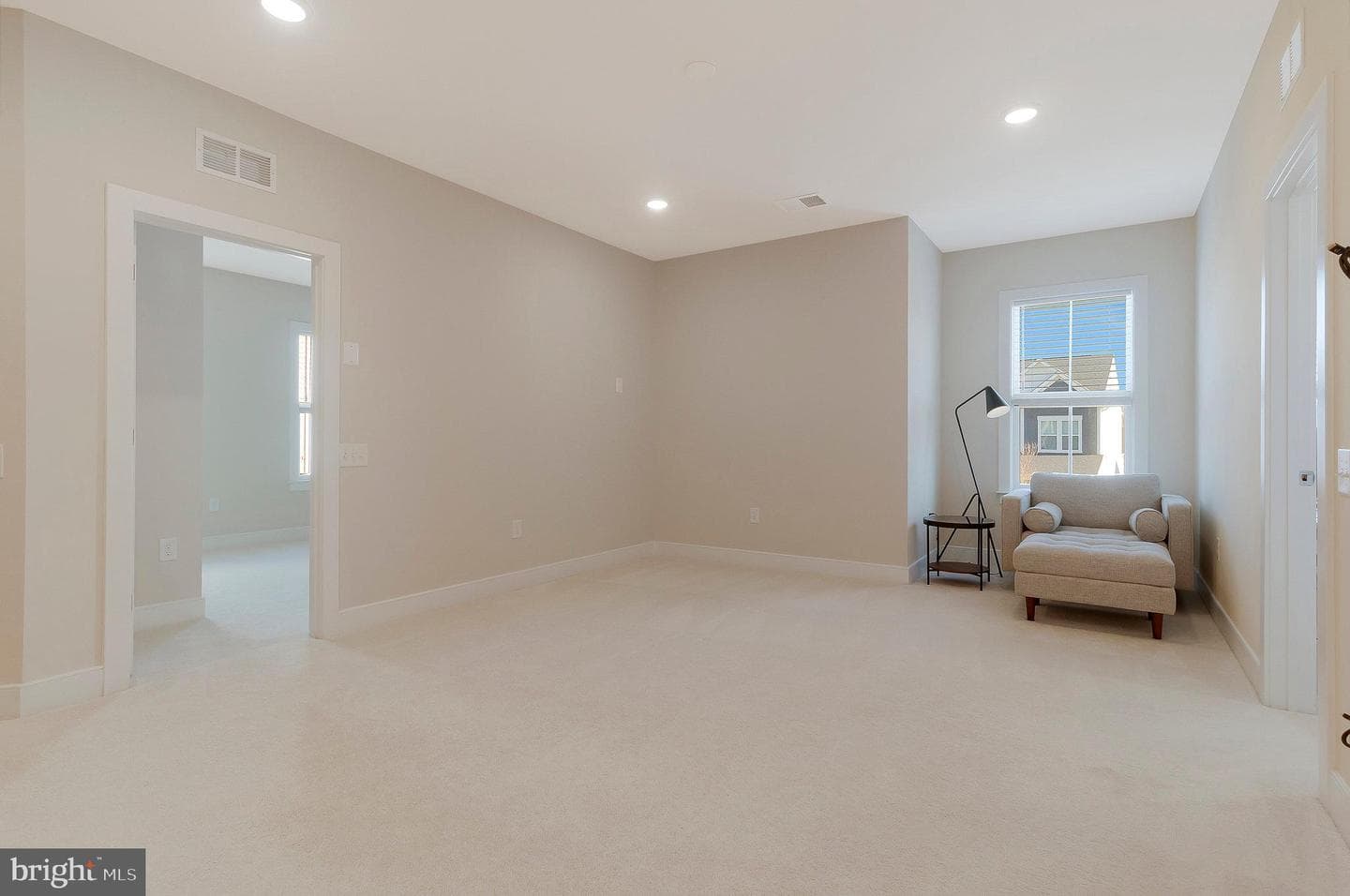 2024 Silver Sycamore Lane photo 28