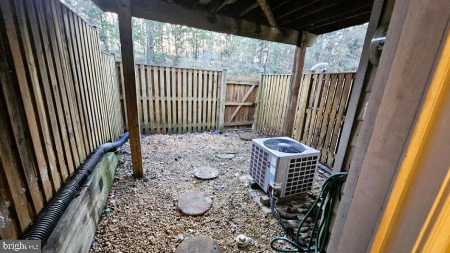 16344 Taconic Circle photo 24