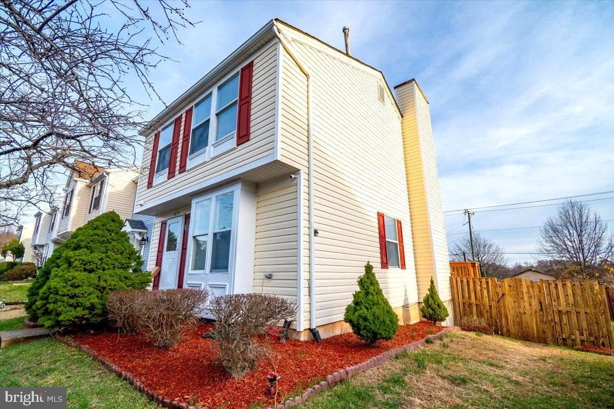 1823 Tilletson Place photo 28