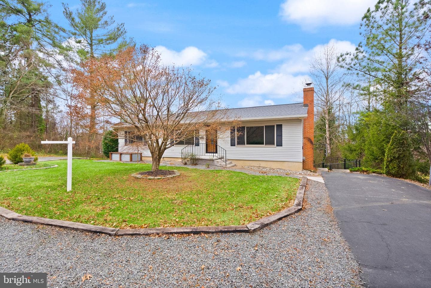 10420 Lake Jackson Drive photo 2