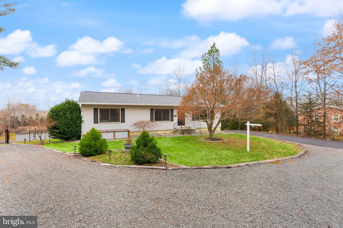 10420 Lake Jackson Drive photo 4
