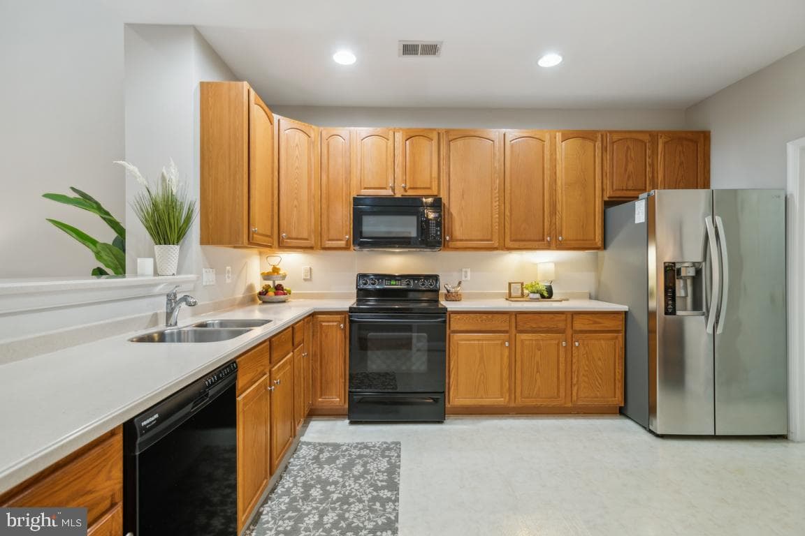 13905 Chelmsford Drive photo 10