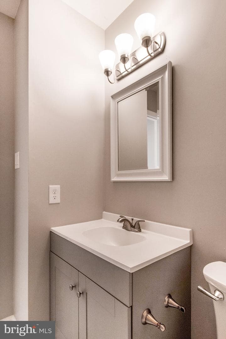 9702 Lomond Drive photo 21