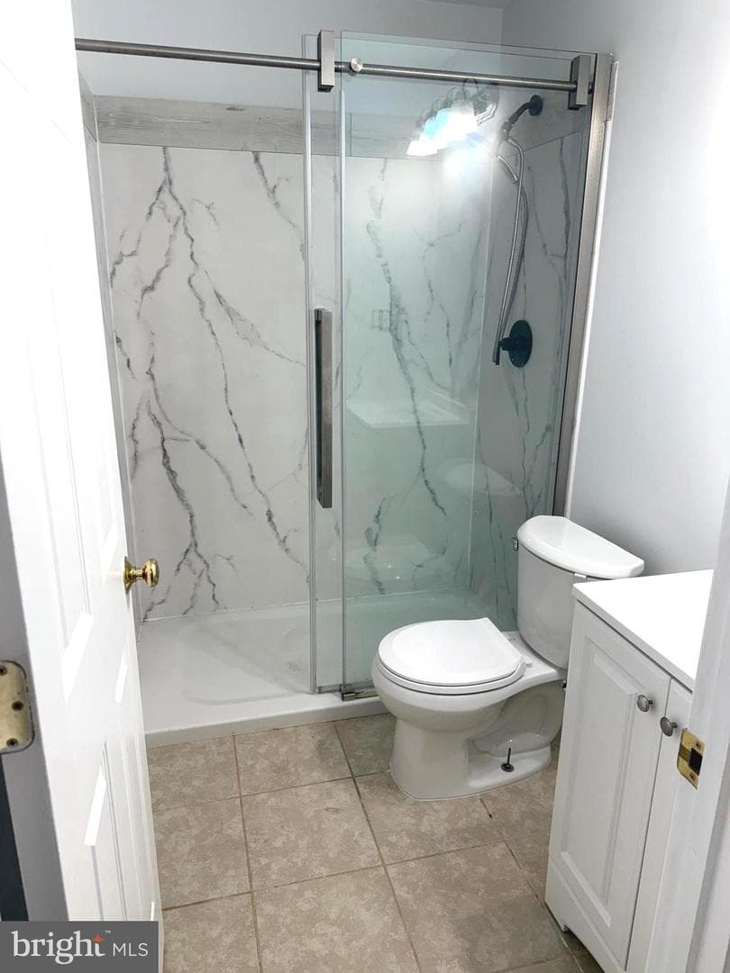 14885 Greenhill Crossing Drive photo 34