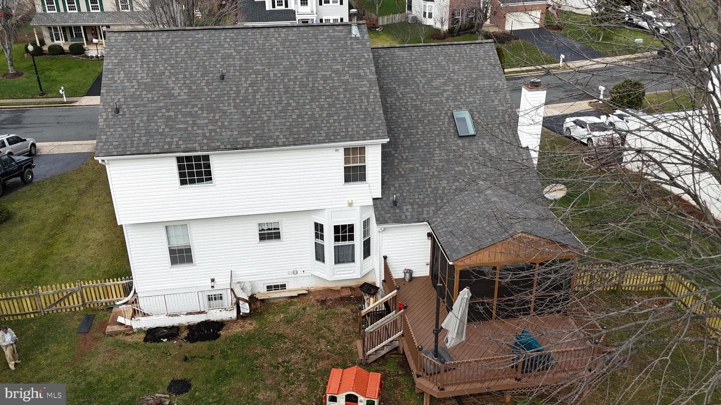 14885 Greenhill Crossing Drive photo 43