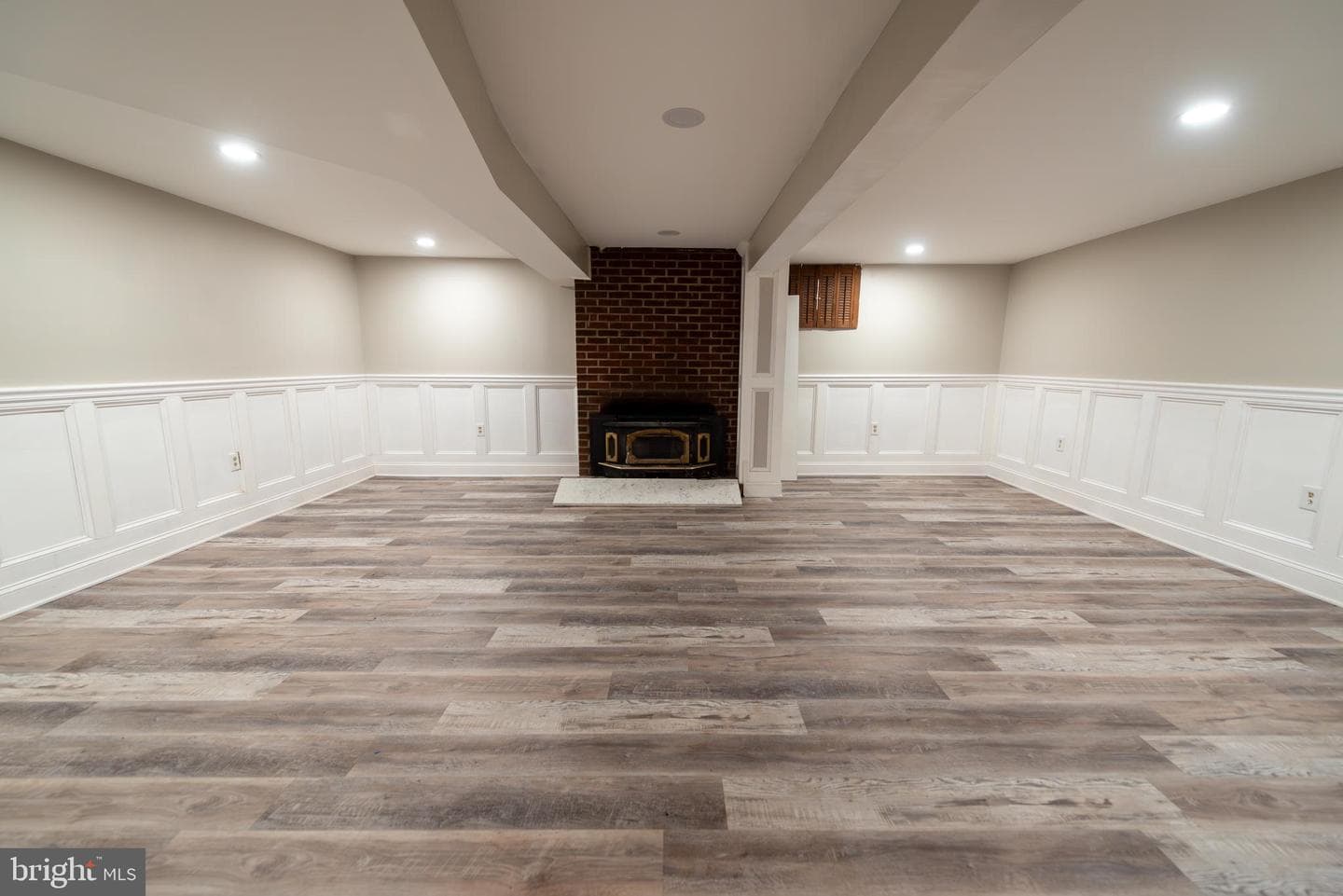 1405 Woodside Drive photo 16