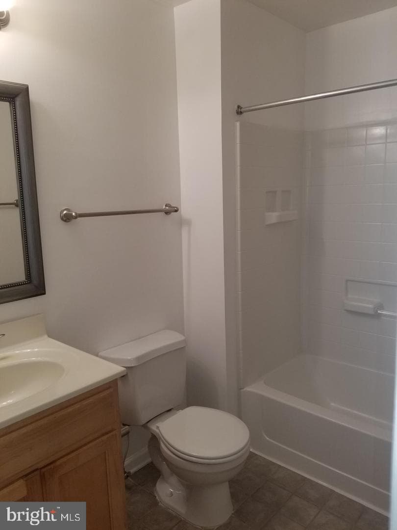 15619 Horseshoe Lane photo 11