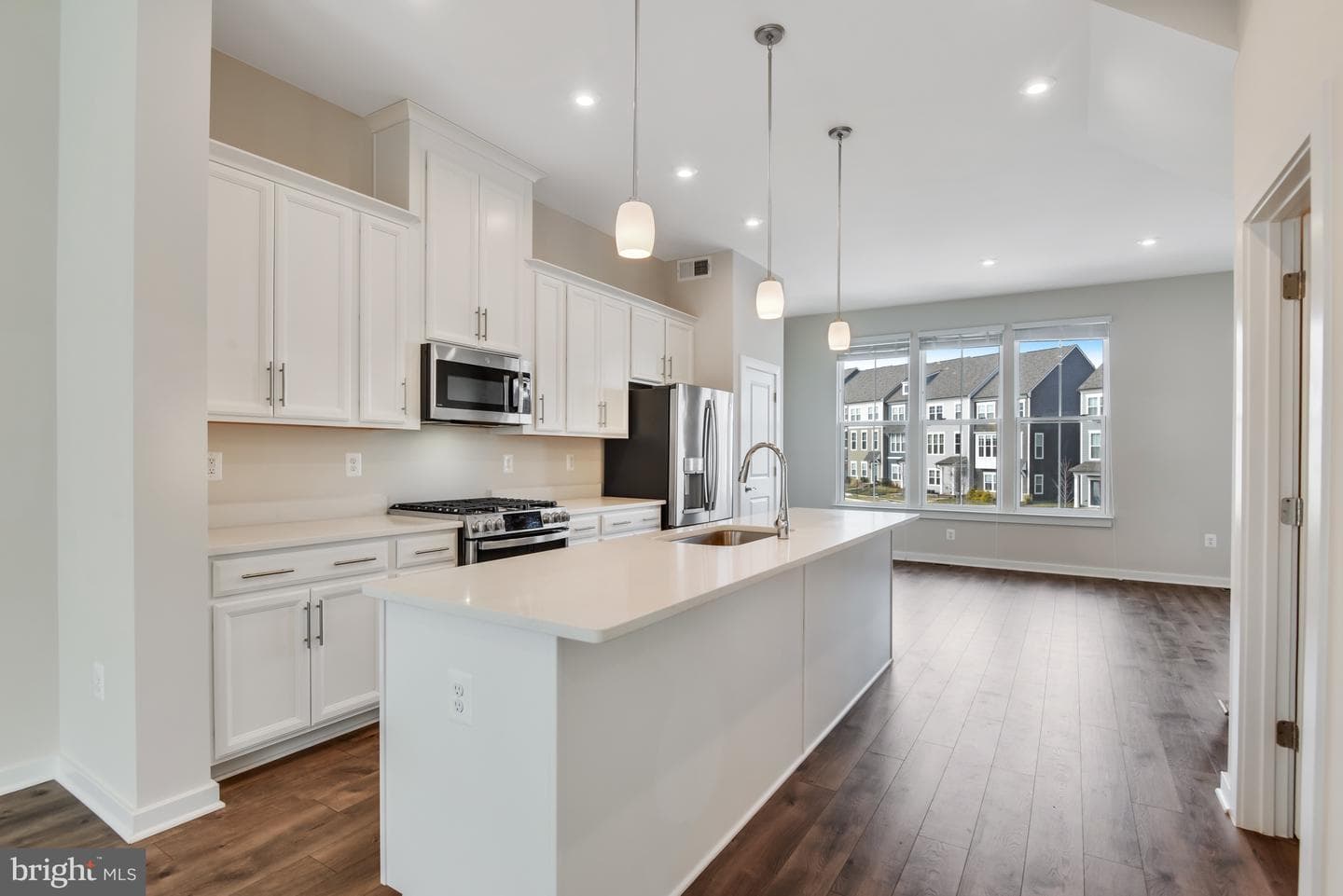 1671 Aspen Poplar Road photo 5