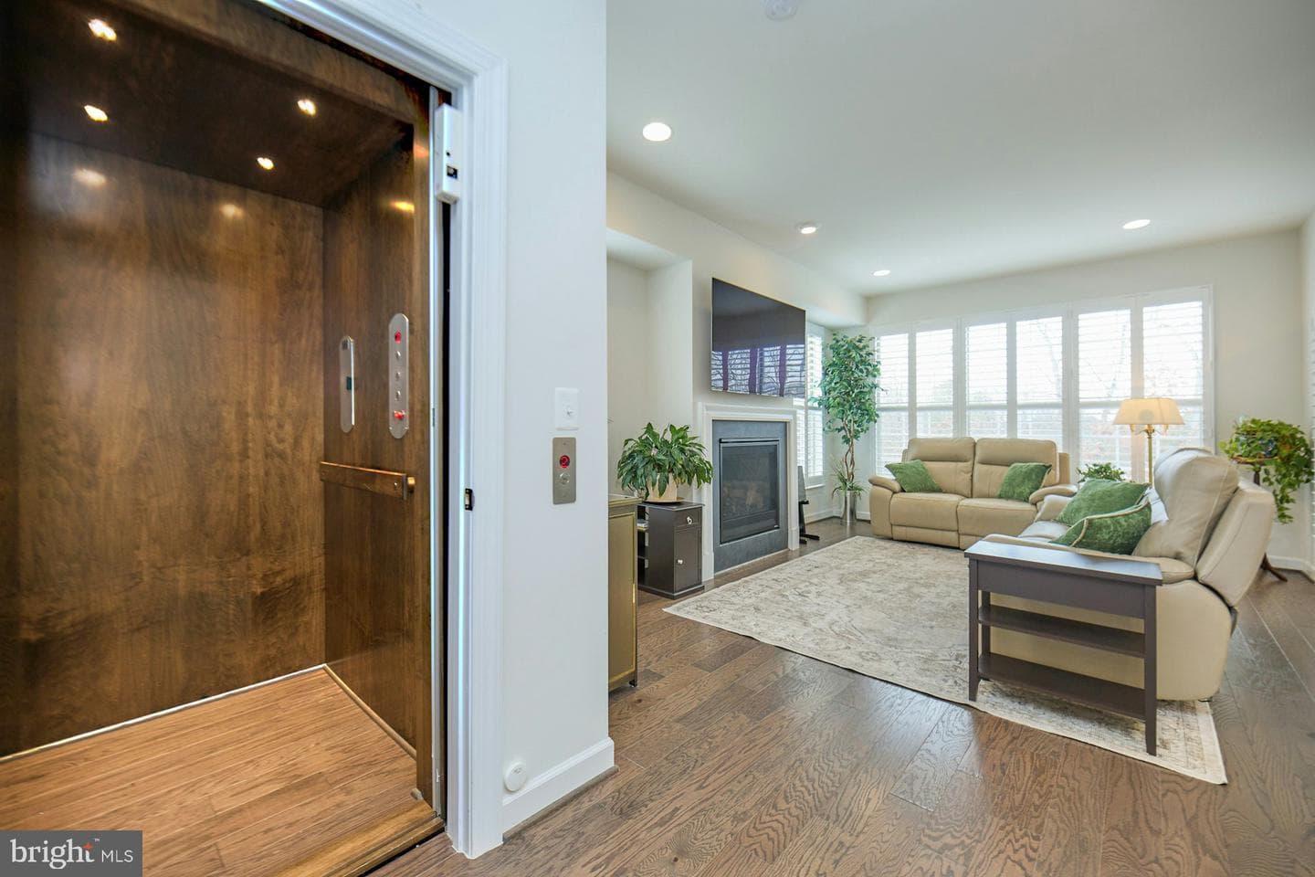 7931 Turtle Creek Circle photo 3