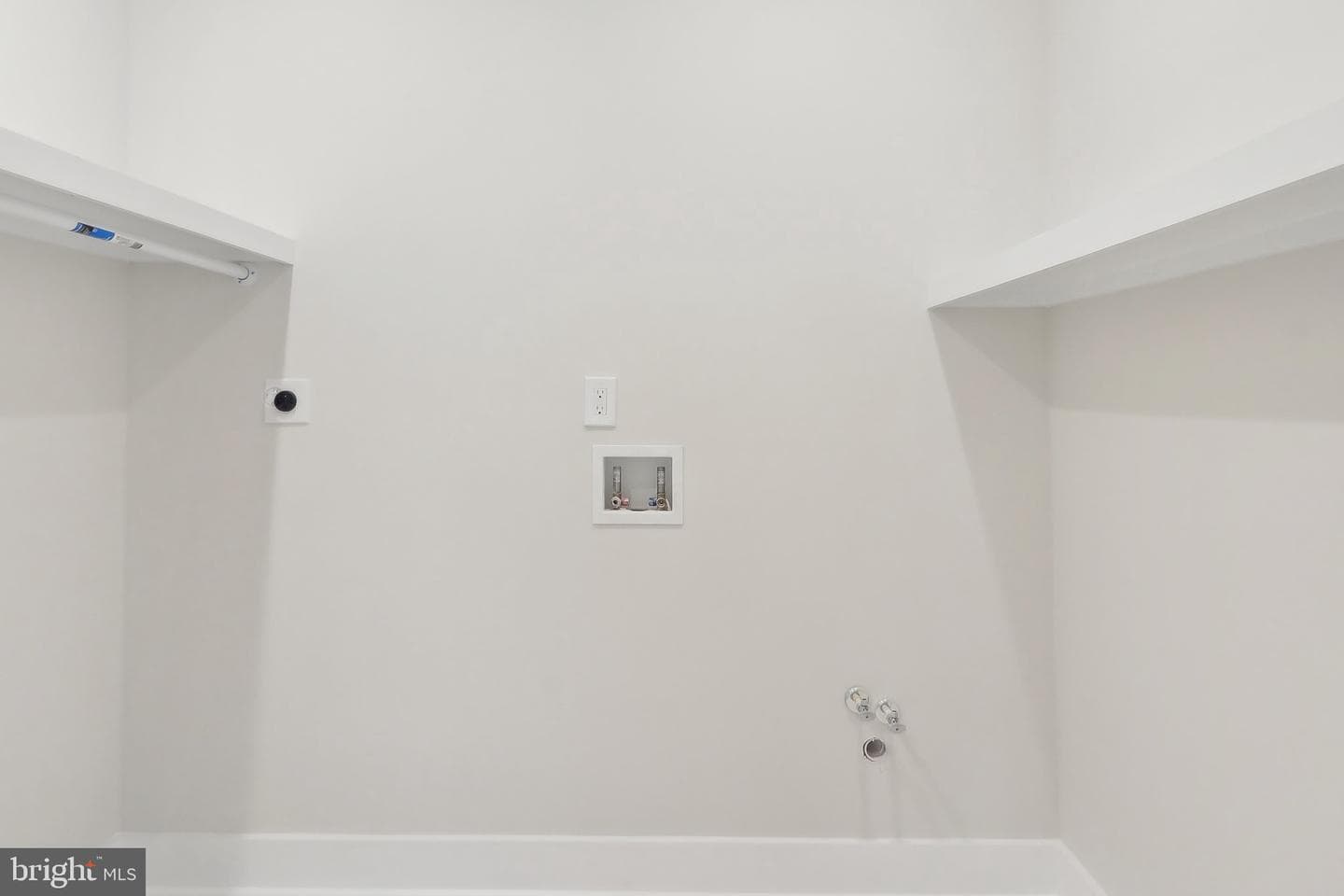 5660 Hoadly Road photo 58