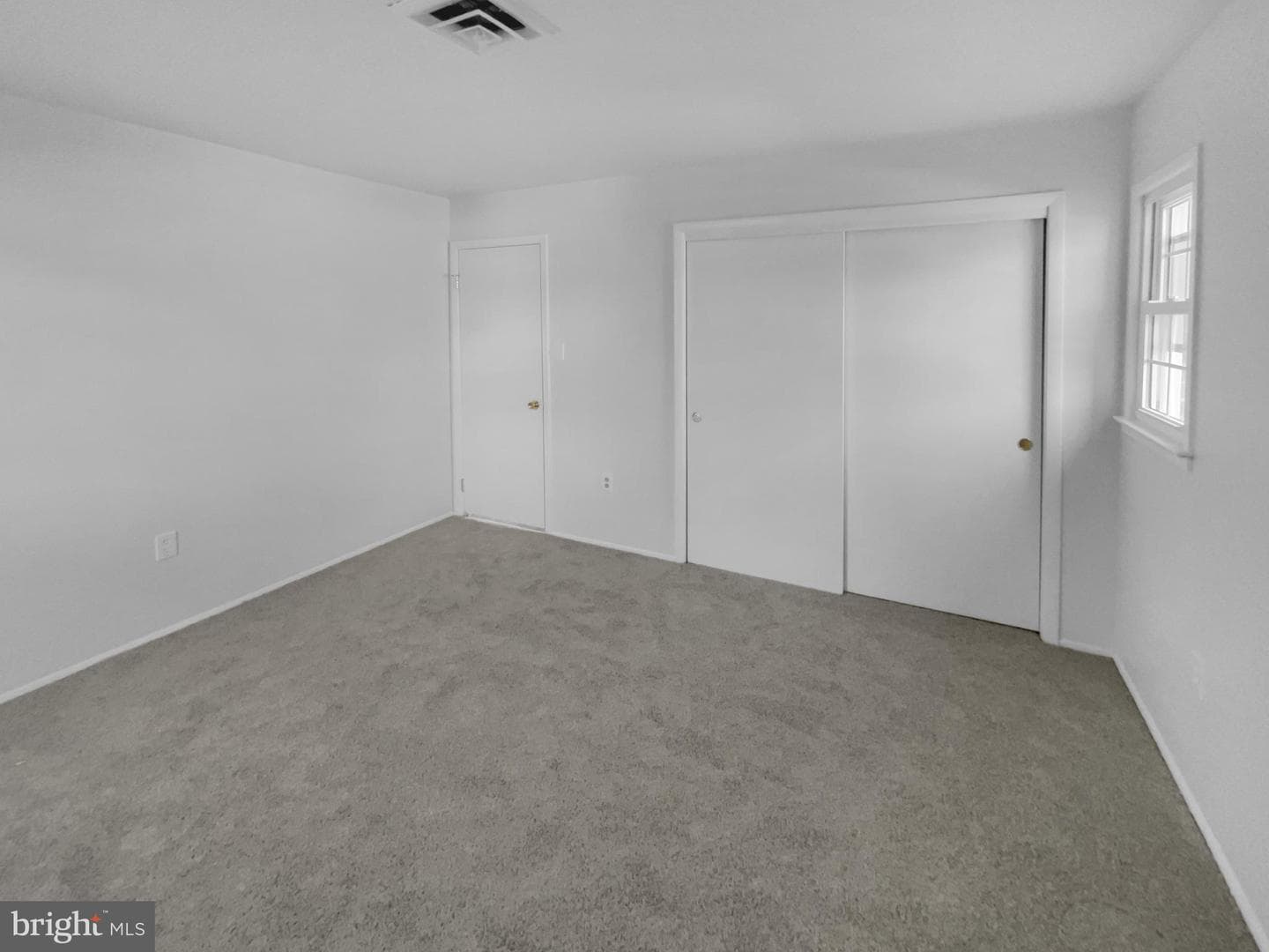 8003 Clifton Street photo 33