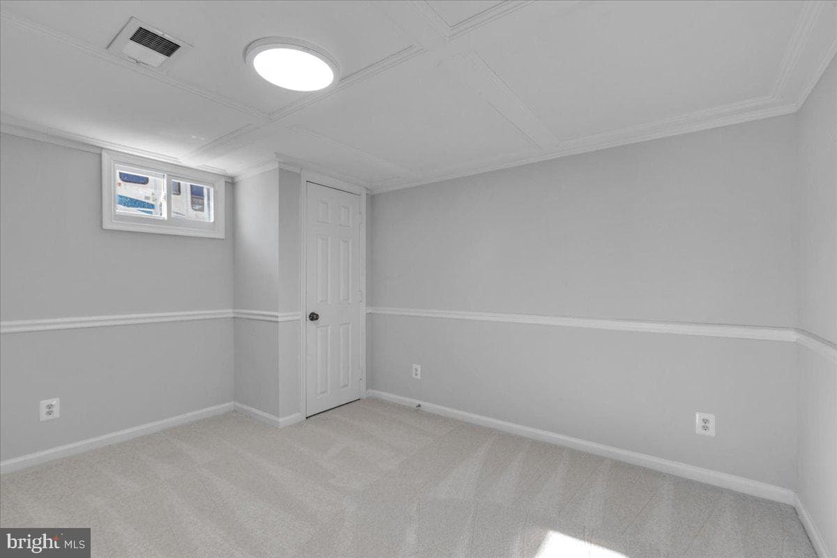 13916 Mathews Drive photo 24