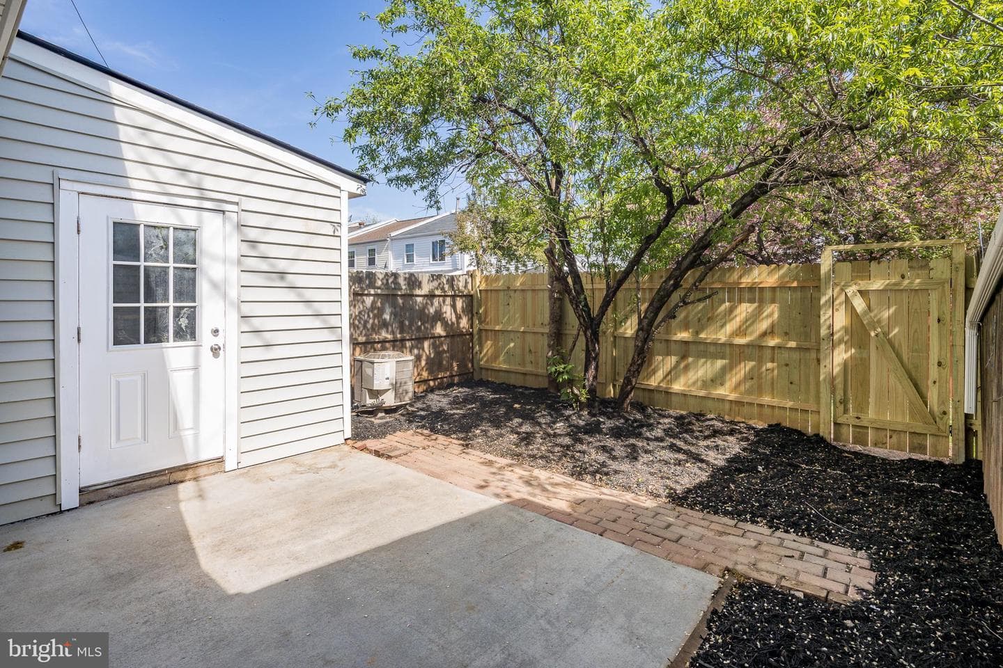 8133 Community Drive photo 29