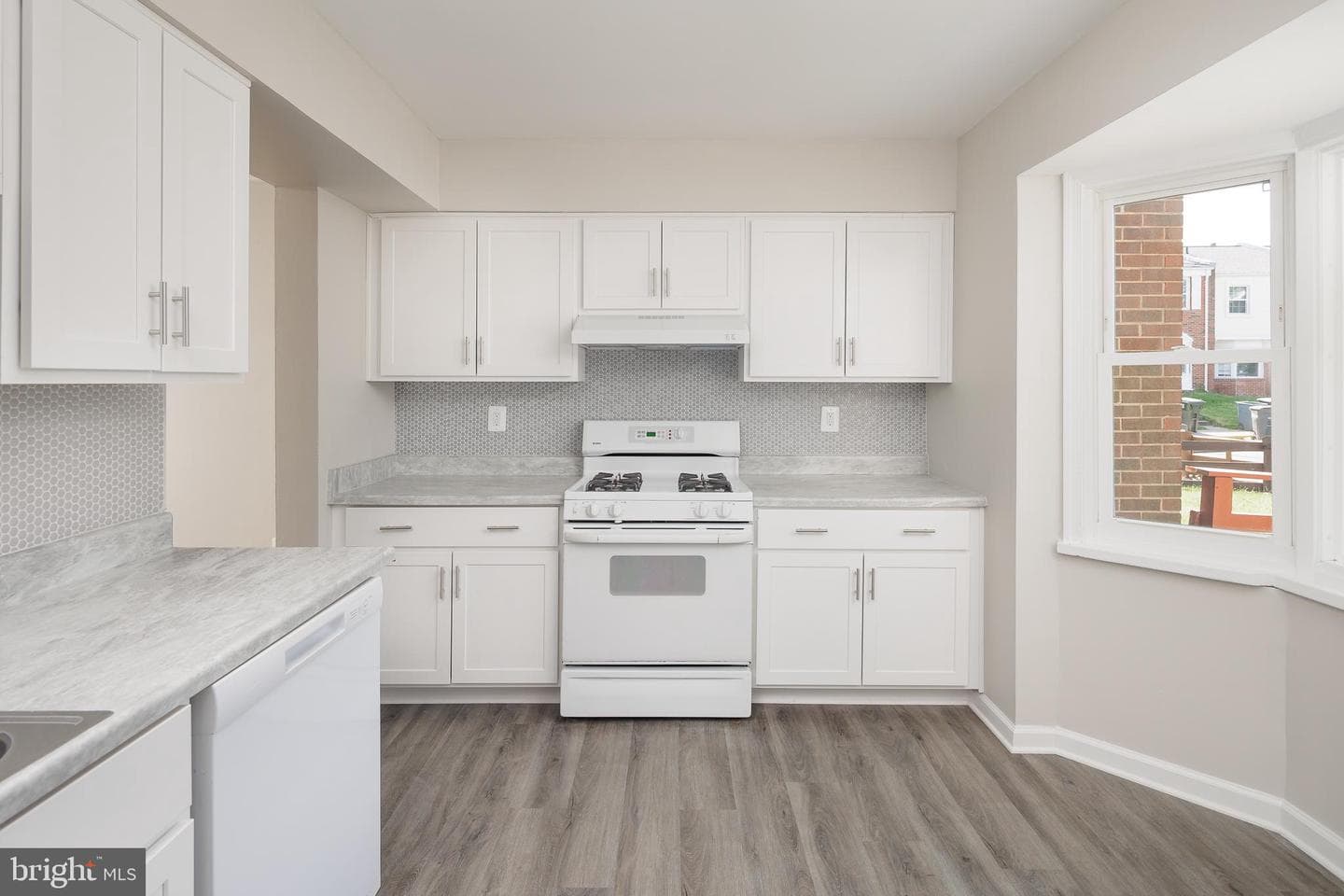 8133 Community Drive photo 7