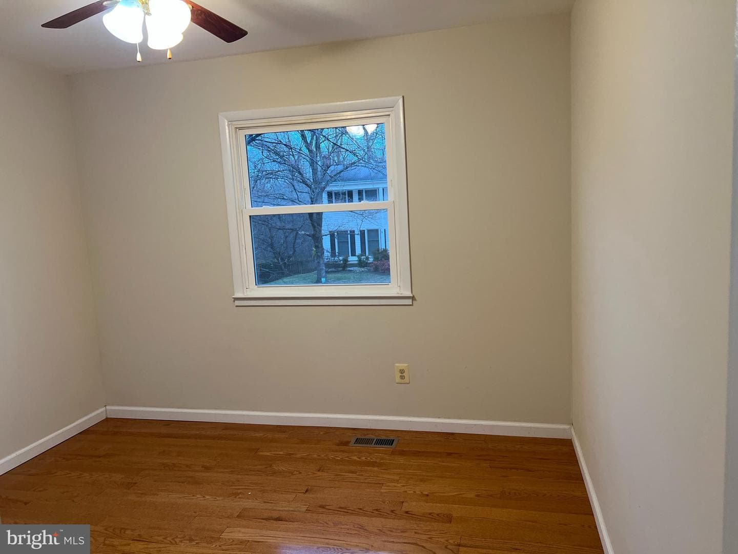 13322 Nassau Drive photo 8