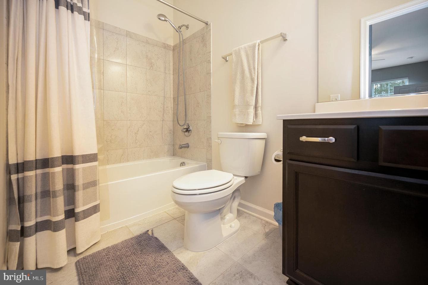 10284 Mayapple Court photo 57